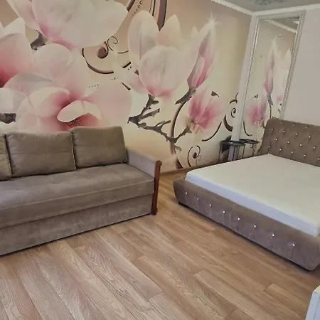 оперний через дорогу Apartment