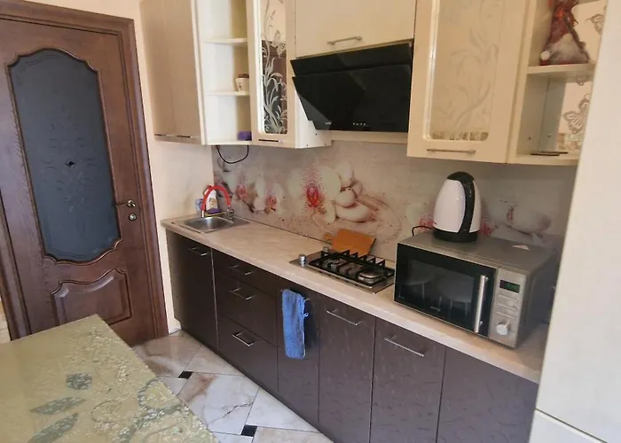 оперний через дорогу Apartamento